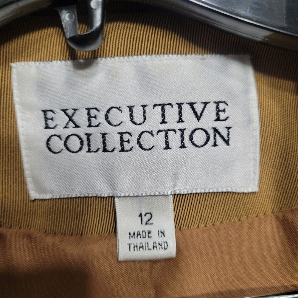 Executive Collection 2 Piece Single Button Blazer… - image 6